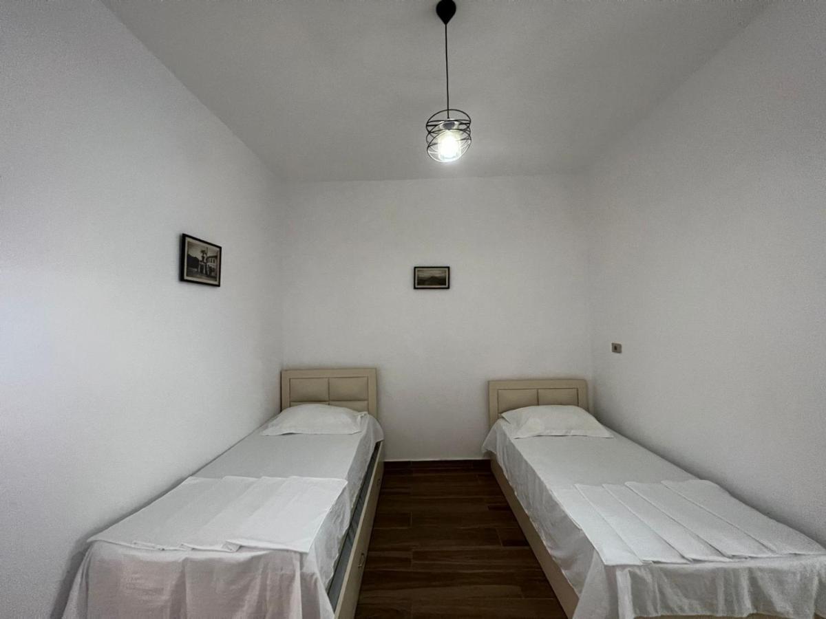 Perdja Apartment II Velipoje Luaran gambar